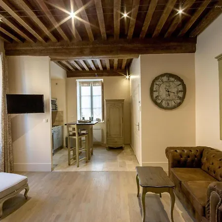 Le Cara Omael 2d Apartment